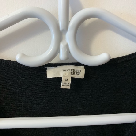 wilfred free onesie - Picture 2 of 2